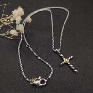 NEW David Yurman Small Cross Necklace DYXL-005